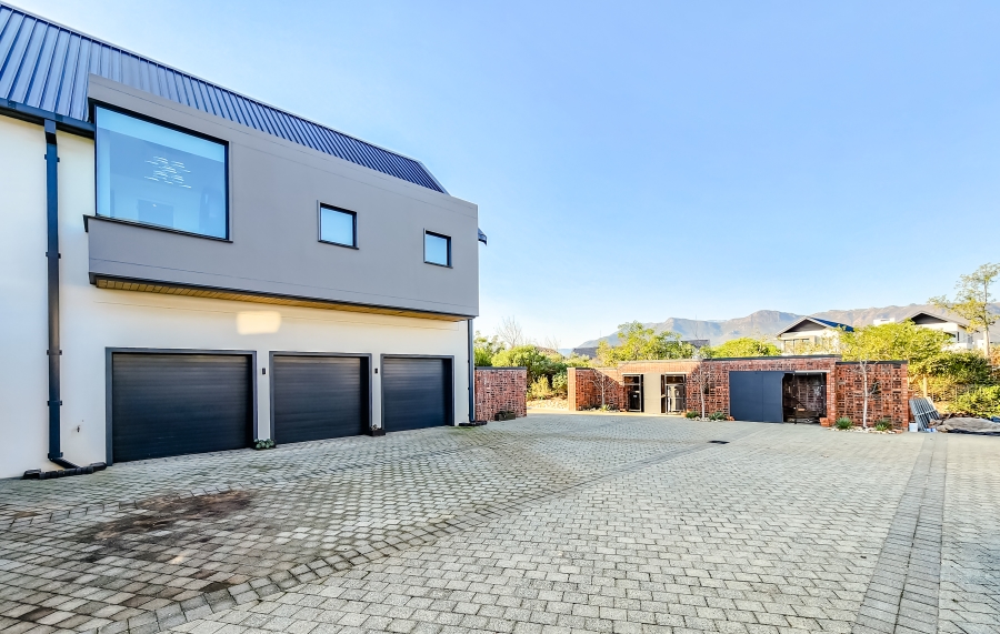 12 Bedroom Property for Sale in Val De Vie Estate Western Cape